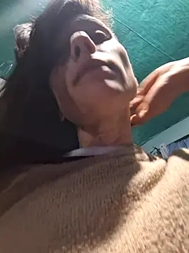 Samy_Hoops Adlı Modelin Canlı XXX Sohbeti