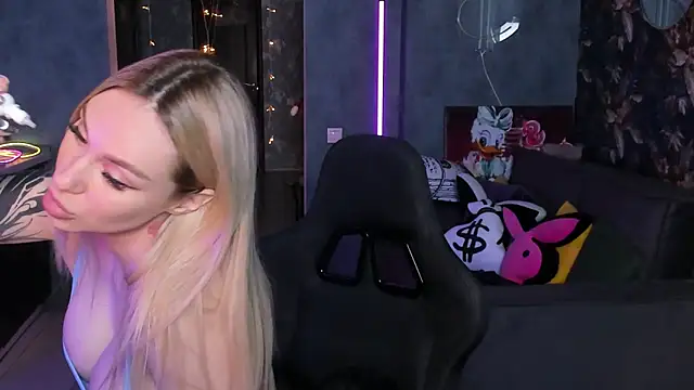 Blckmirrorr Live XXX-chat