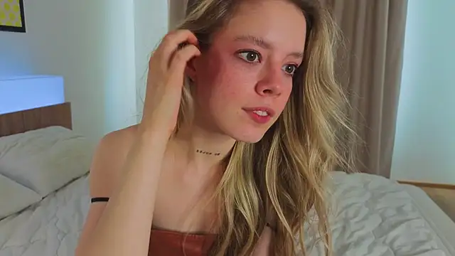 Chatroom XXX en direct de TiffinyMergist