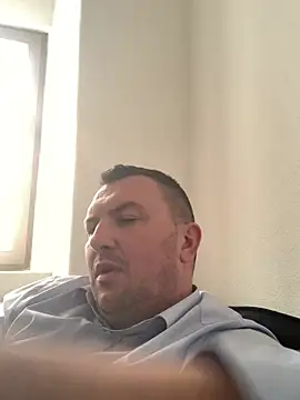 Mike8523 在線直播表演