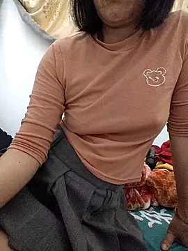 Chatroom XXX en direct de Haralushiaaa