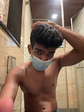 Czat XXX na żywo – BadBoyTom78