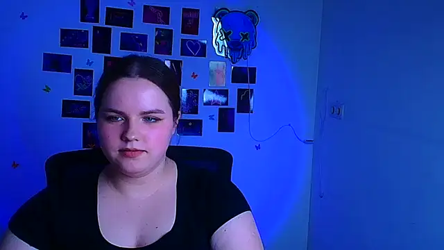 Kitty_Mia_Kitty Chat XXX live