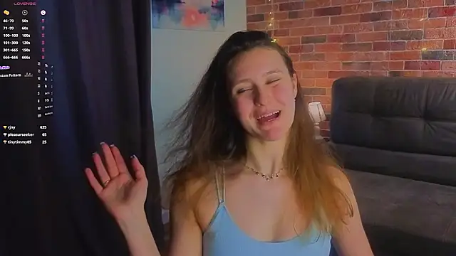 XXX chat uživo modela FoxFever