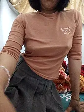 Haralushiaaa Webcam Show