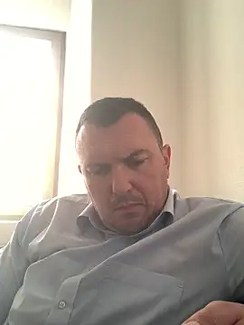 Mike8523 在線直播表演