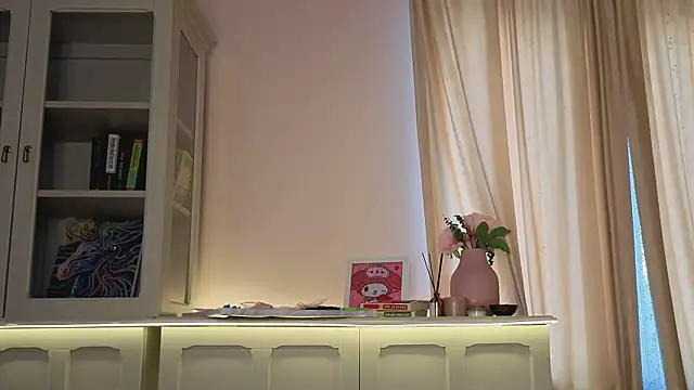 Alisia_Mars: онлайн-секс-чат