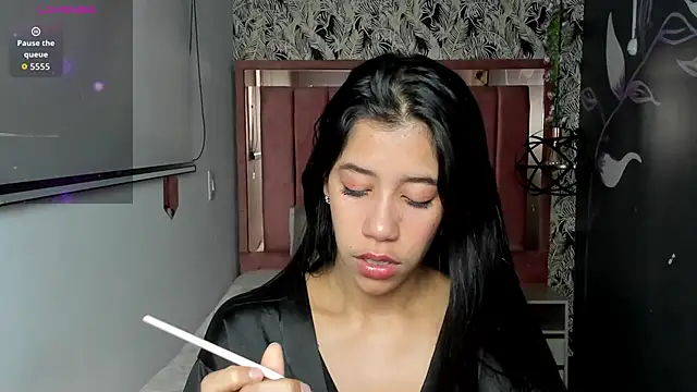 Connie_Bell 即時 XXX 聊天