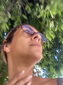 Chat +18 de sabrinaneves ao vivo