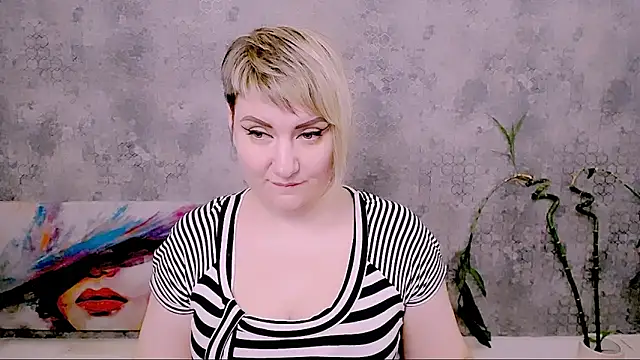 Chat +18 de Djullia ao vivo