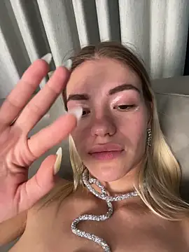 Онлайн чат XXX -Sexy_Barbie-