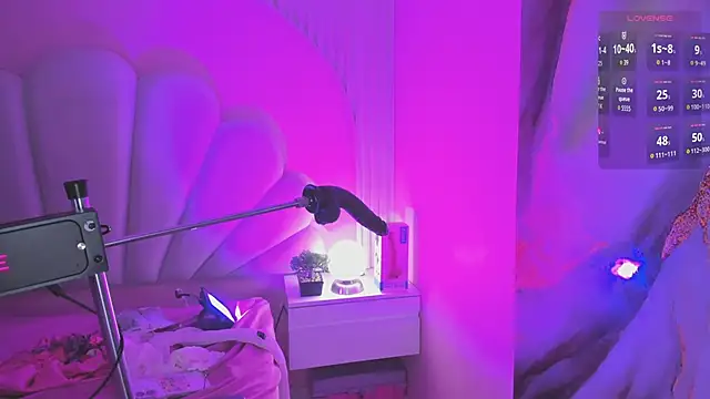 hinata_dollyのライブXXXチャット