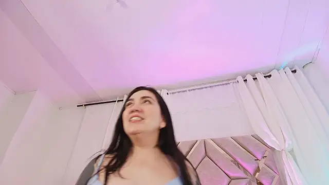 Chat XXX en directo de KathiaJenner