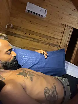 Czat XXX na żywo – bigfatdick111