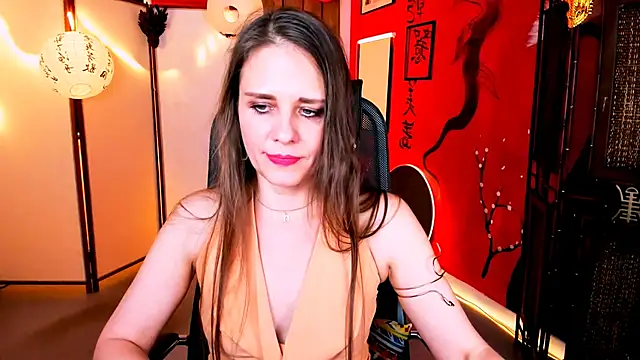 Онлайн чат XXX EmiliaBedy