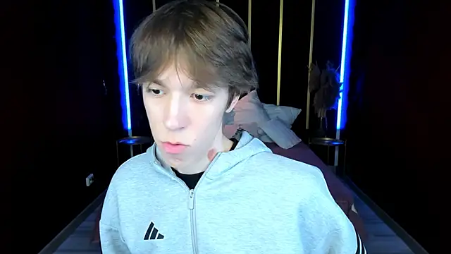 Czat XXX na żywo – MarkBranston