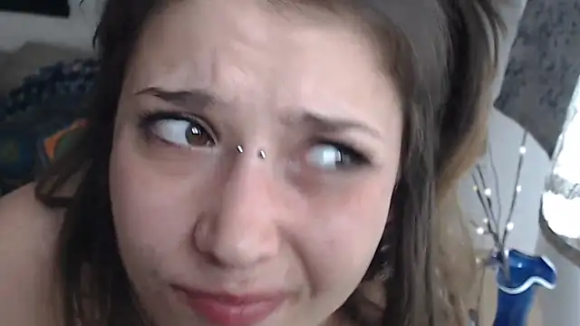 AlienforTwentyn Live XXX chat