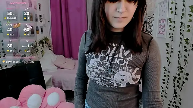 Alexa_Lexi_ Adlı Modelin Canlı XXX Sohbeti