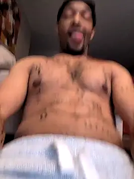 โชว์เว็บแคมของ TheGoldenBoldy321