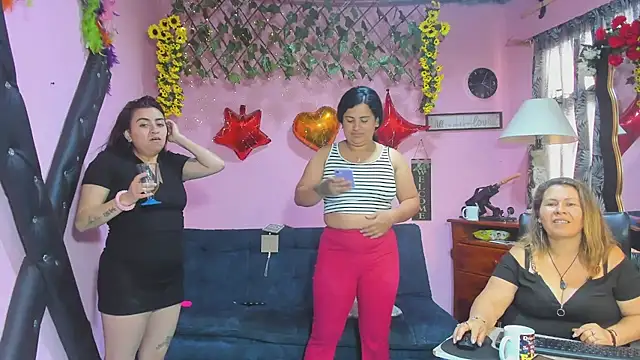 lesbiancuple Live XXX Chat