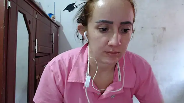 DeepAnal07 élő XXX-chatje