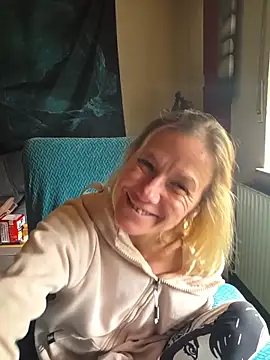 yola181 现场XXX聊天