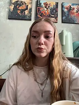 MilaMoone Live XXX-Chat