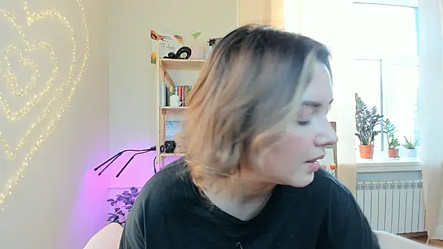 Chat +18 de BrightDani ao vivo