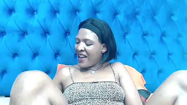 SpicyQueenxxxx's Live XXX Chat