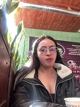 Czat XXX na żywo – Anni_Rose