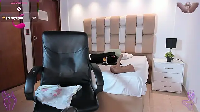 victoria_mooreeのライブXXXチャット