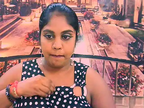 IndianDiva27's Live XXX Chat