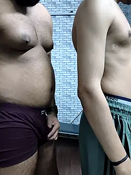 moustache72 Show in webcam