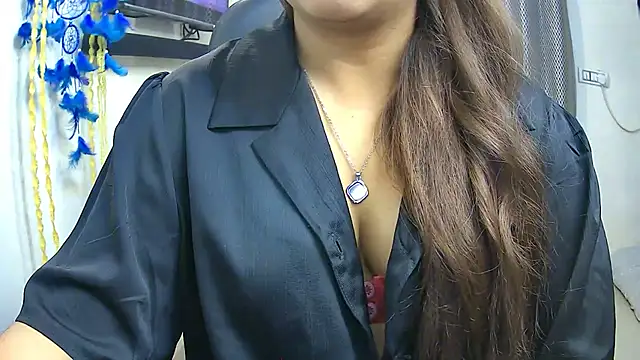 Онлайн чат XXX aarya_love