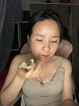 Chat +18 de Ivy_Trix2 ao vivo