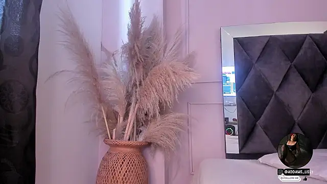 Lissy__Addams élő XXX-chatje