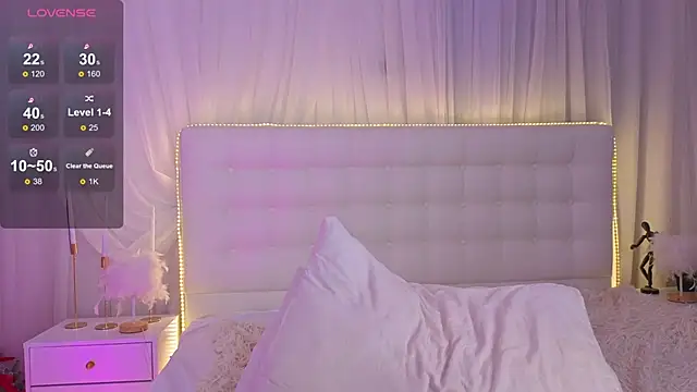 Monica_Leen élő XXX-chatje