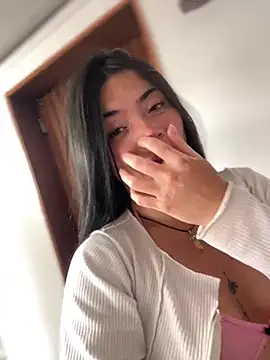 XXX chat uživo modela PamelaJonsom_