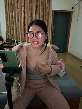 xiiuuff18 Show Webcam