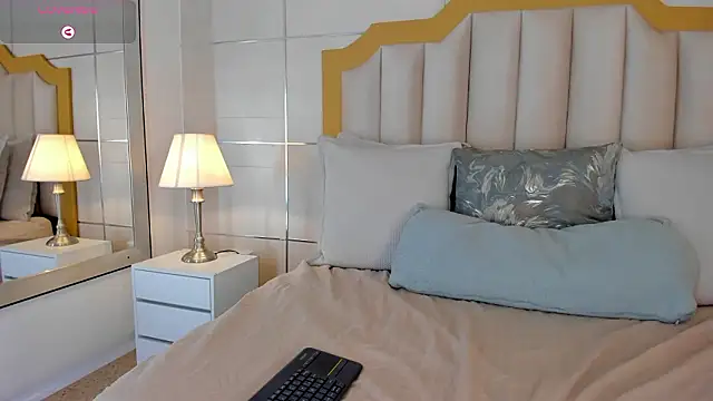 Crystal_Rose__ Live XXX-Chat