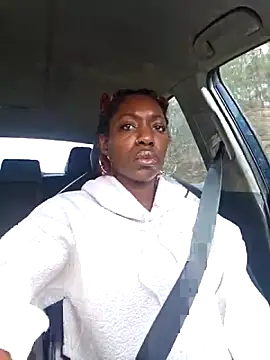 oliviaprettypussy: онлайн-секс-чат