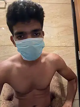 Show modela BadBoyTom78 na web-kameri