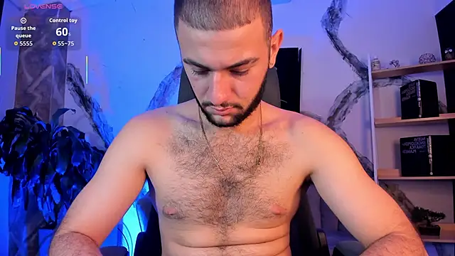 دردشة MaximusClark الجنسية المباشرة