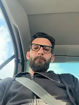 Czat XXX na żywo – Michel_huge