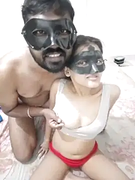 Fucking_Naughty_Couple live XXX chat