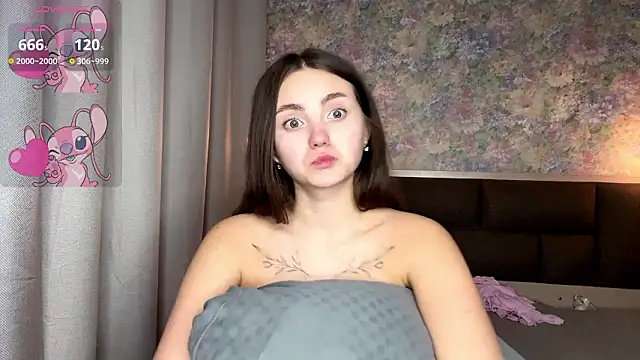 Chat +18 de LoraDavi ao vivo