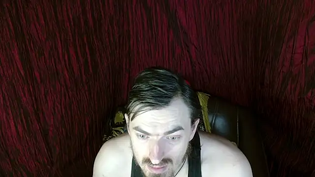 ConanJones: онлайн-секс-чат