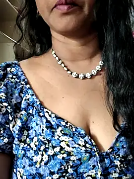 AMRUTHA-116 라이브 XXX 채팅