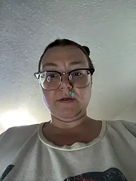 Chatroom XXX en direct de HTXBELLE