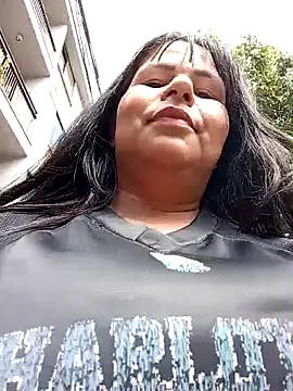 Chatroom XXX en direct de RosenRot07